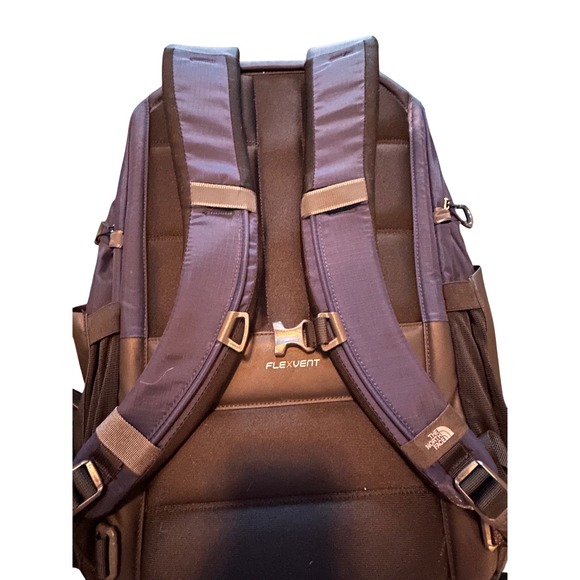 The North Face Surge Backpack Navy Blue Black FlexVent Laptop Travel Bag - Picture 5 of 9